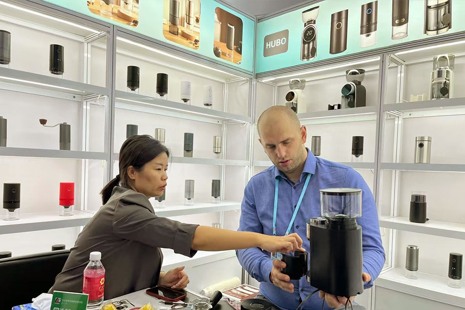 Ist eine manuelle oder elektrische Kaffeemühle besser?