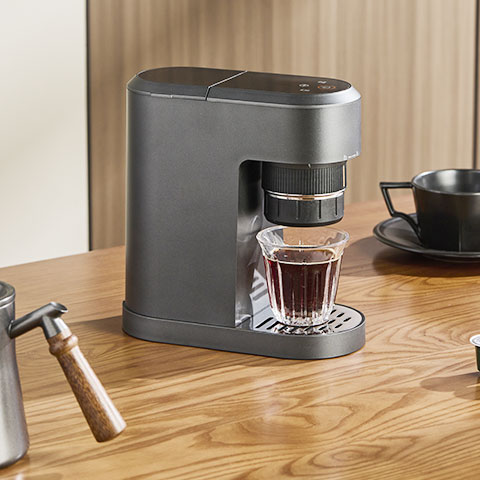 Was ist der Unterschied zwischen einer Kaffeekanne und einer Kaffeemaschine?